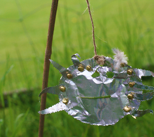 home-made-bird-scarer